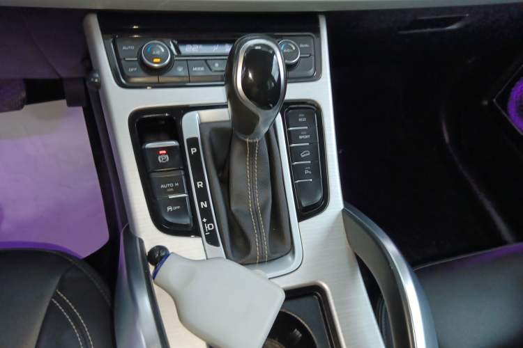 Used Geely Auto Emgrand X7 Sport 2016 1.8TD Automatic Smart Connectivity Version
