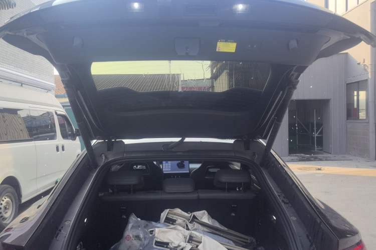 Used BYD Song L EV 2025 Intelligent Driving Version 662 km LiDAR Excellence Edition
