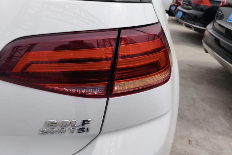 Used Volkswagen Golf 2020 200TSI DSG Comfortable and Ambitious Edition
