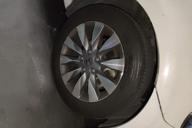 Used Honda Civic 2009 1.8L automatic luxury edition Right Front Wheel Hub