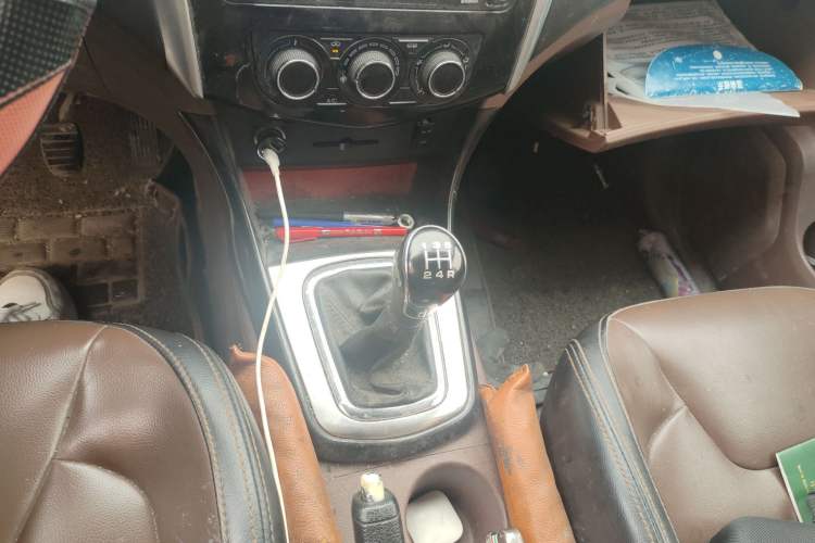 Used FORTHING SX6 2016 1.6L Manual Luxury Model
