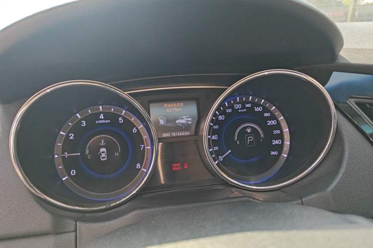 Used Hyundai Sonata 2011 2.0L Automatic Leading Edition
