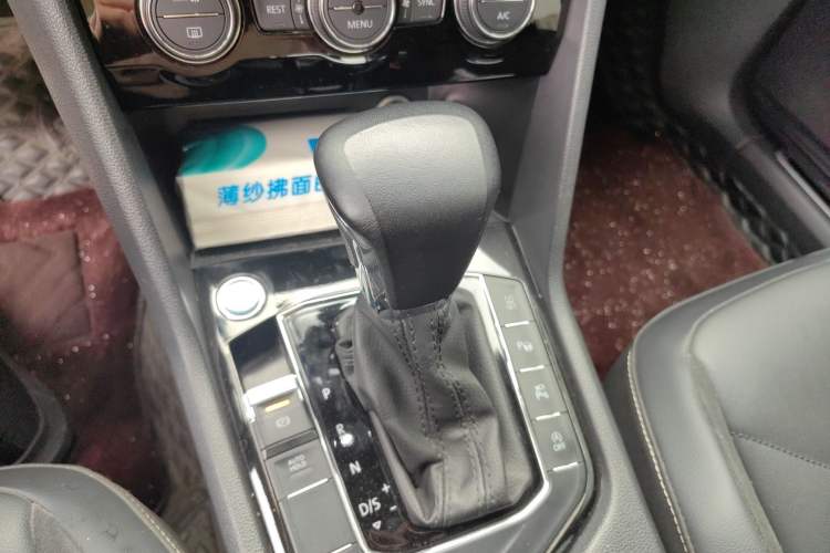 Used Volkswagen Tiguan L 2021 330TSI Automatic Two-Wheel Drive R-Line Enhanced Edition Gear Lever