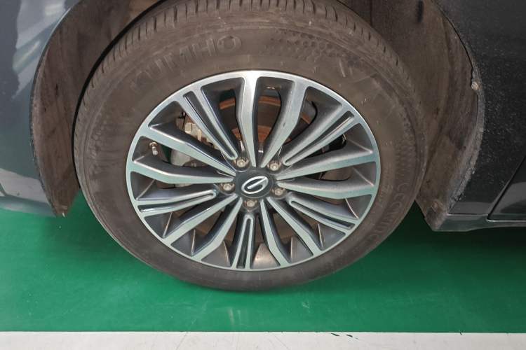 Used GAC Trumpchi M6 2021 270T DCT Luxury Edition (7-seater)
