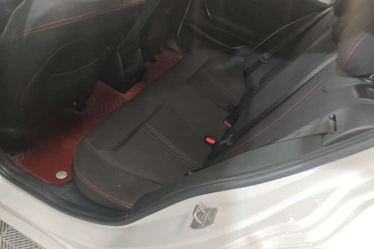 Used BMW 1 Series 2018 118i Sport Design Package Left Rear Seat