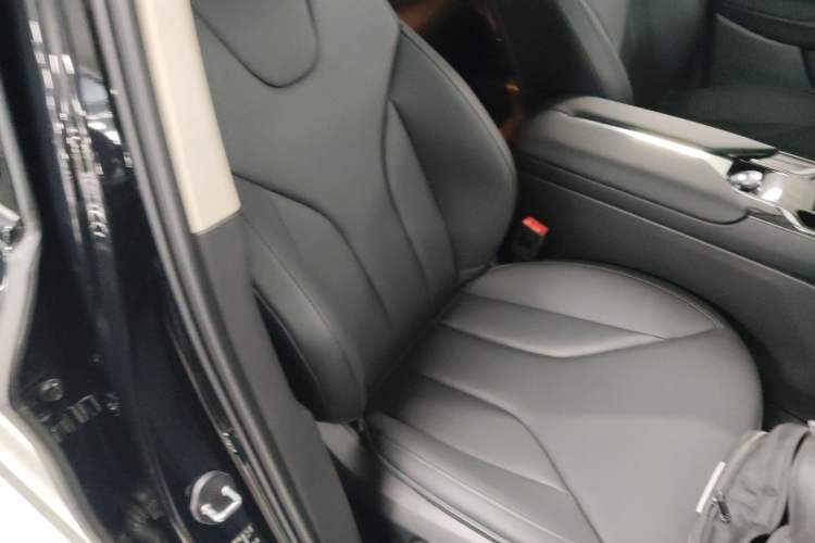 Used Hongqi E-QM5 2023 Revised Version Basic Travel Edition