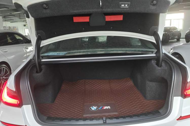 Used BMW 3 Series 2022 Updated 325Li M Sport Package Trunk