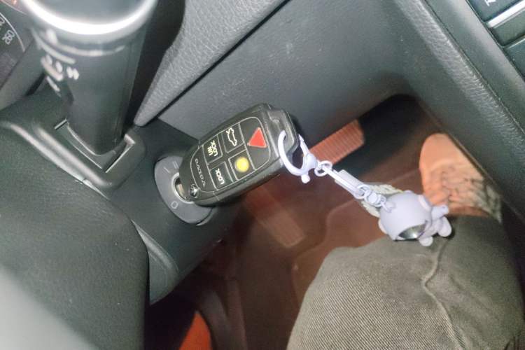 Used Volvo XC Classic 2014 T5 Luxury Edition
