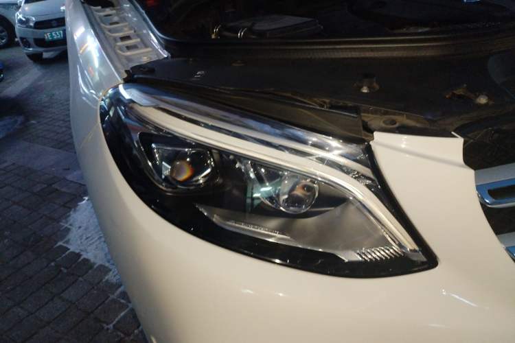 Used Mercedes-Benz GLE 2015 GLE 400 4MATIC Right Front Headlight