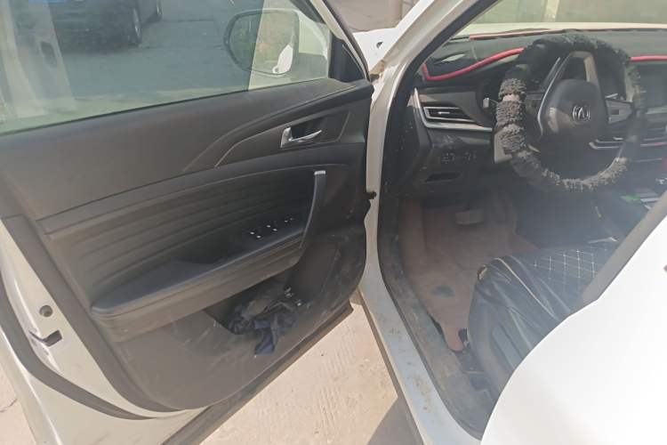 Used CHANGAN CS35PLUS 2019 1.4T DCT Chuanlian Blue Whale Edition Driver Seat