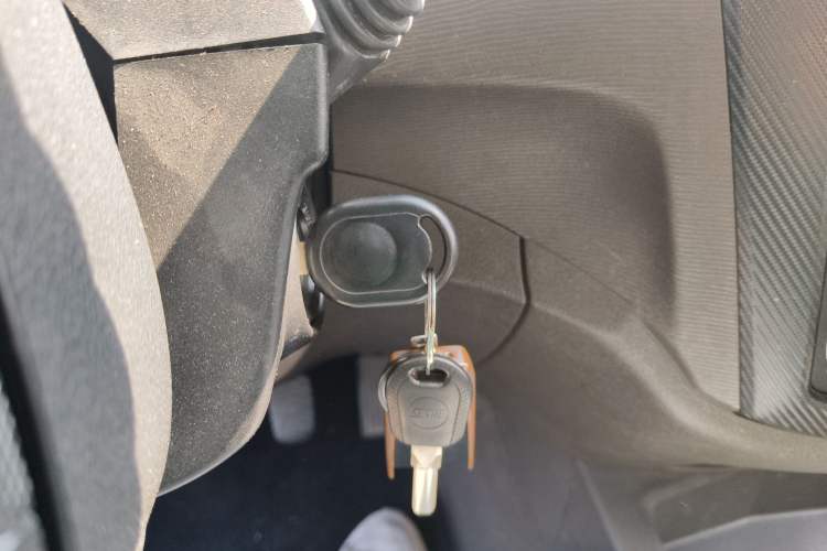 Used Wuling Hongguang 2014 1.5L Base Version Vehicle Key