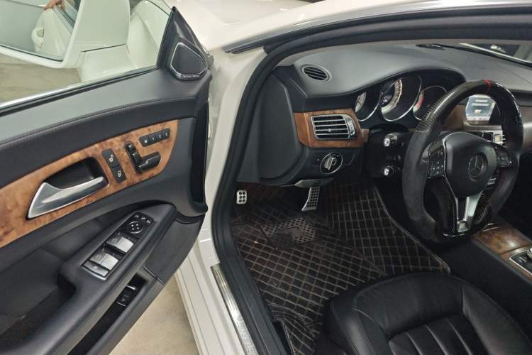 Used Mercedes-Benz CLS 2012 CLS 300 CGI
