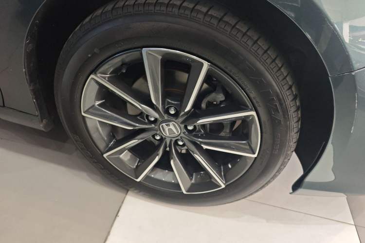 Used Honda Inspire 2022 260TURBO Elegant Edition Right Front Wheel Hub