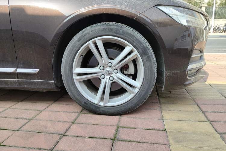 Used Volvo S90 2019 T5 Zhiyi Edition
