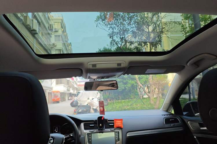 Used Volkswagen Golf 2014 1.6L Automatic Comfort Model