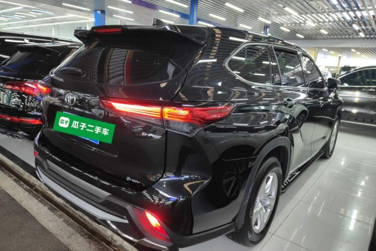 Used Toyota Highlander 2024 2.5L Smart e-Power Dual-Motor All-Wheel-Drive Elite Version – 7 Seats Rear Right 45 Deg