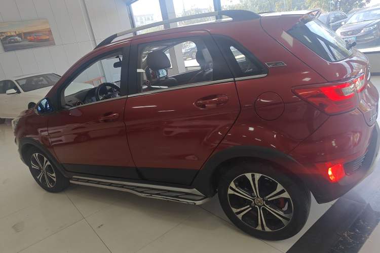 Used BAIC Senova X25 2015 1.5L Manual Elite Edition