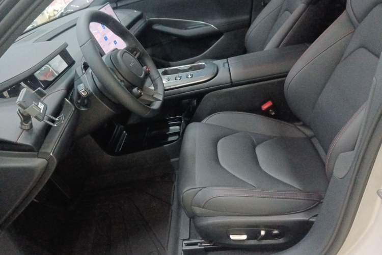 Used Xiaomi Auto SU7 2024 Rear-Drive Ultra-Long Range Advanced Pro-Level Intelligent Driving Version