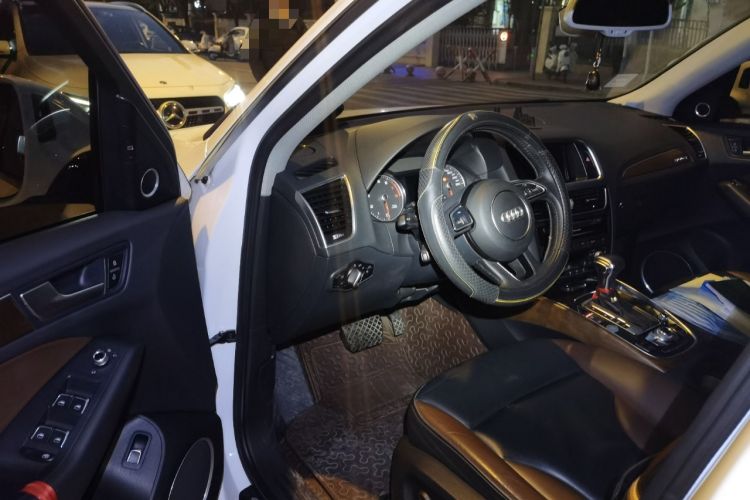 Used Audi Q5 2017 40 TFSI Comfort Model