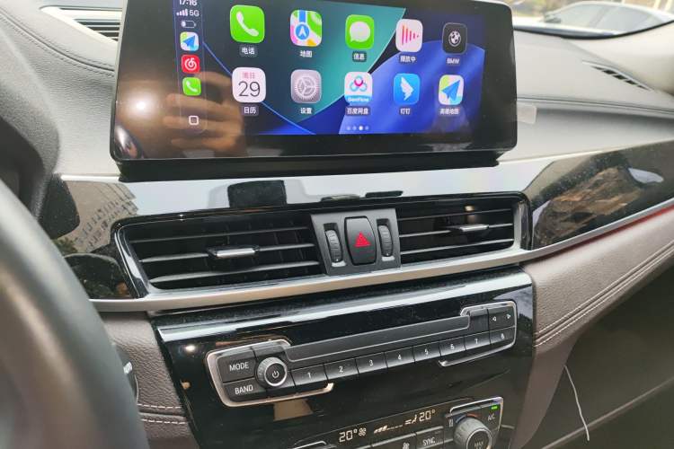 Used BMW X2 2022 sDrive25i M Sport Package Audio And AC Panel