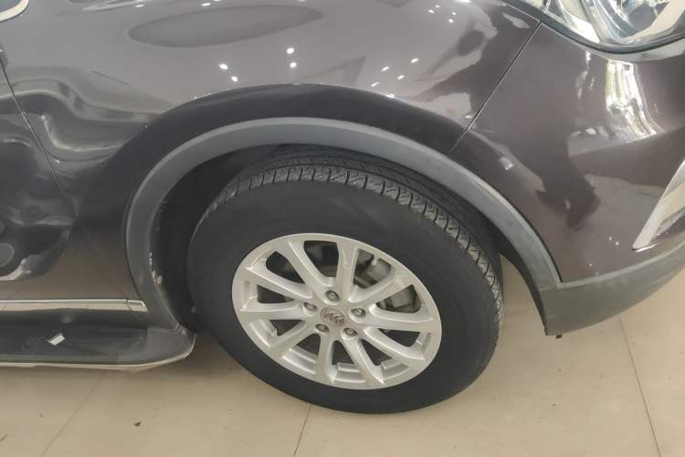 Used Buick Envision 2016 20T Two-Wheel-Drive Elite Model Right Front Wheel Hub