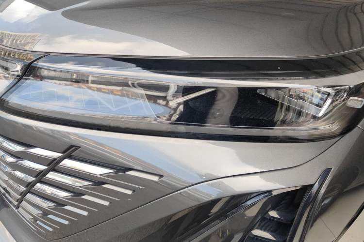 Used Changan CS75 PLUS 2023 3rd Generation 1.5T Automatic Prestige Model
