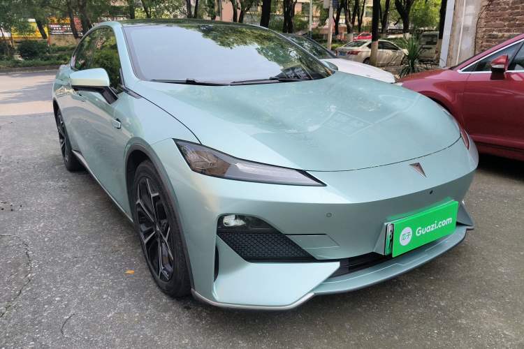 Used Deepal SL03 2023 200Max Range-Extended Version Front Right 45 Deg