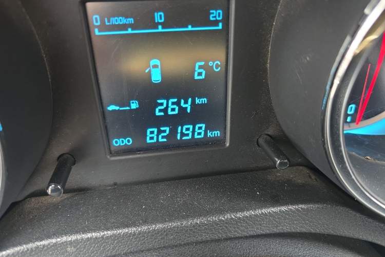 Used Changan CS35 2015 1.6L Manual Luxury Model China IV Standard