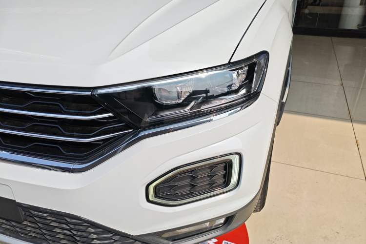 Used Volkswagen T-ROC 2020 230TSI DSG Two-Wheel Drive Advanced Version