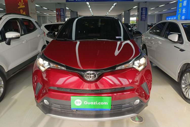 Used Toyota IZOA 2018 2.0L Yichi Version China VI Standard Front