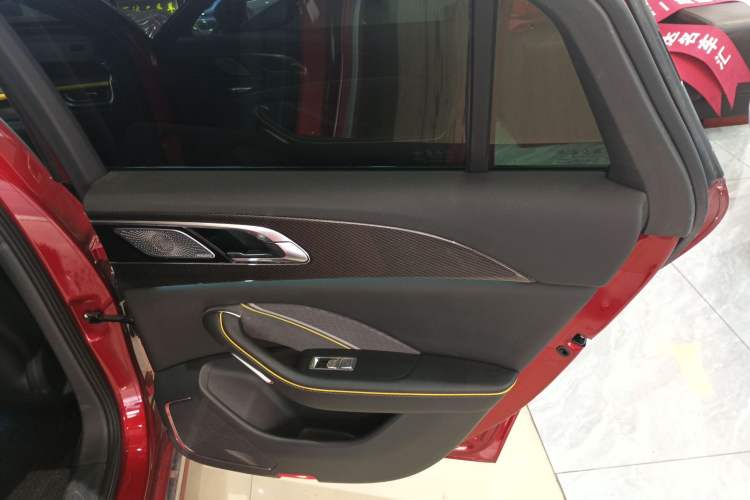 Used Hongqi H6 2023 2.0T ZhiZhen Edition