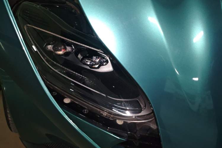 Used AstonMartin DB11 2019 4.0T V8 Coupe