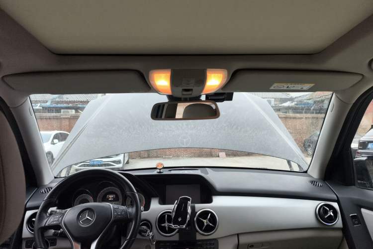 Used Mercedes-Benz GLK-Class 2013 GLK 300 4MATIC Dynamic Sunroof Model