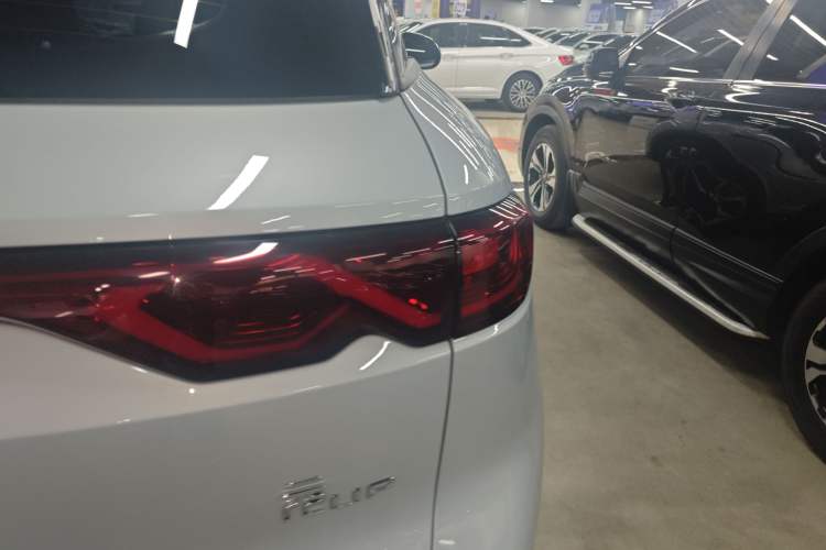 Used BYD Yuan UP 2024 301KM Leading Edition
