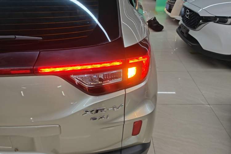 Used Honda XR-V 2017 1.8L EXi CVT Comfort Version
