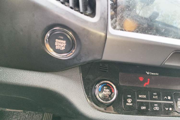 Used Kia Sportage R 2012 2.0L Automatic Two-Wheel Drive GLS
