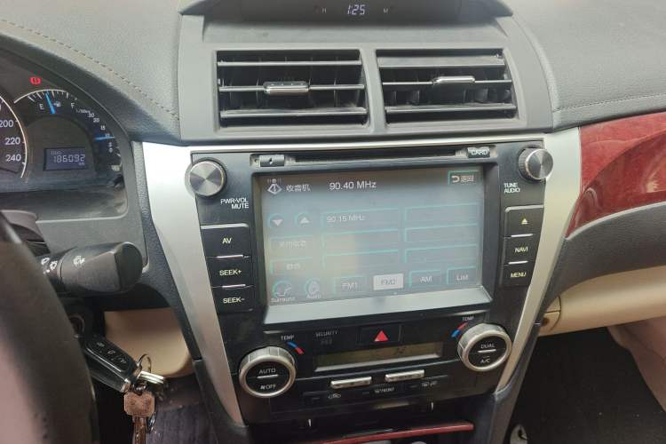 Used Toyota Camry 2013 2.0G Comfort Edition Audio And AC Panel