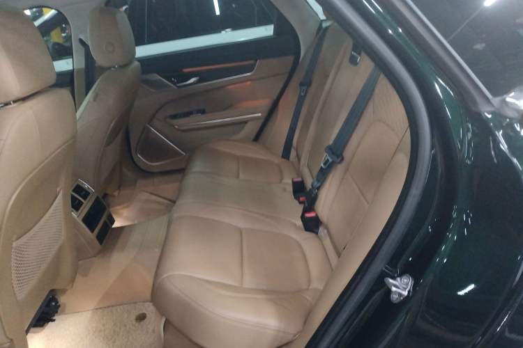 Used Jaguar XFL 2024 2.0T P250 Two-Wheel Drive Prestige Luxury Edition