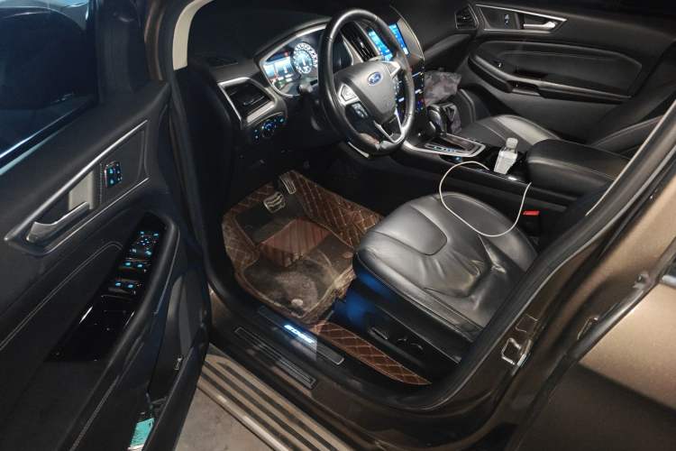 Used Ford Edge 2016 EcoBoost 245 Four-Wheel Drive Titanium 7-Seater