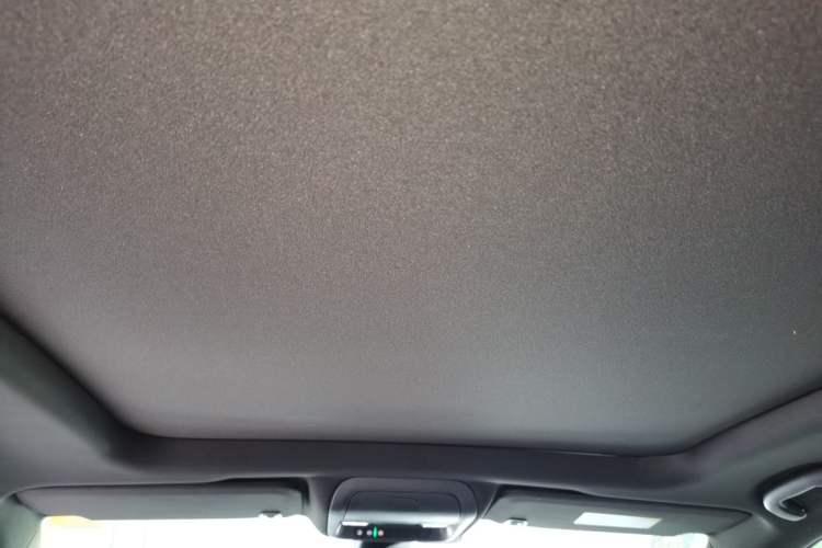 Used Cadillac XT5 2020 28T Luxury Version Headliner