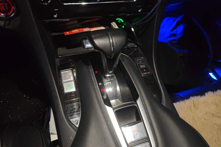 Used Honda Avancier 2019 240TURBO Two-Wheel Drive Prestige · Starry Sky Limited Edition Gear Lever