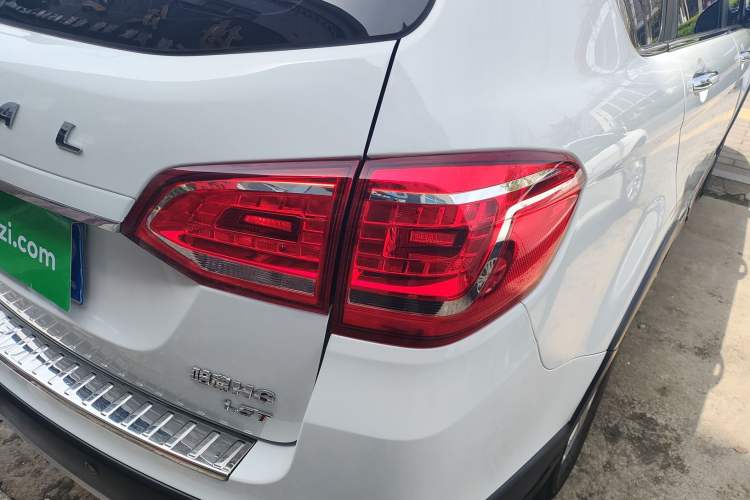 Used Haval H6 2014 Sport Version 1.5T Manual Two-Wheel Drive Elite Edition
