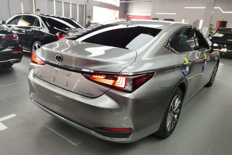 Used Lexus ES 2022 200 Luxury Edition