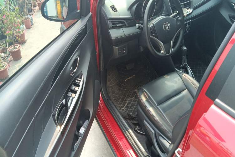 Used Toyota YARiS L Zhi Xuan 2022 X-Trail 1.5L CVT Luxury PLUS Edition