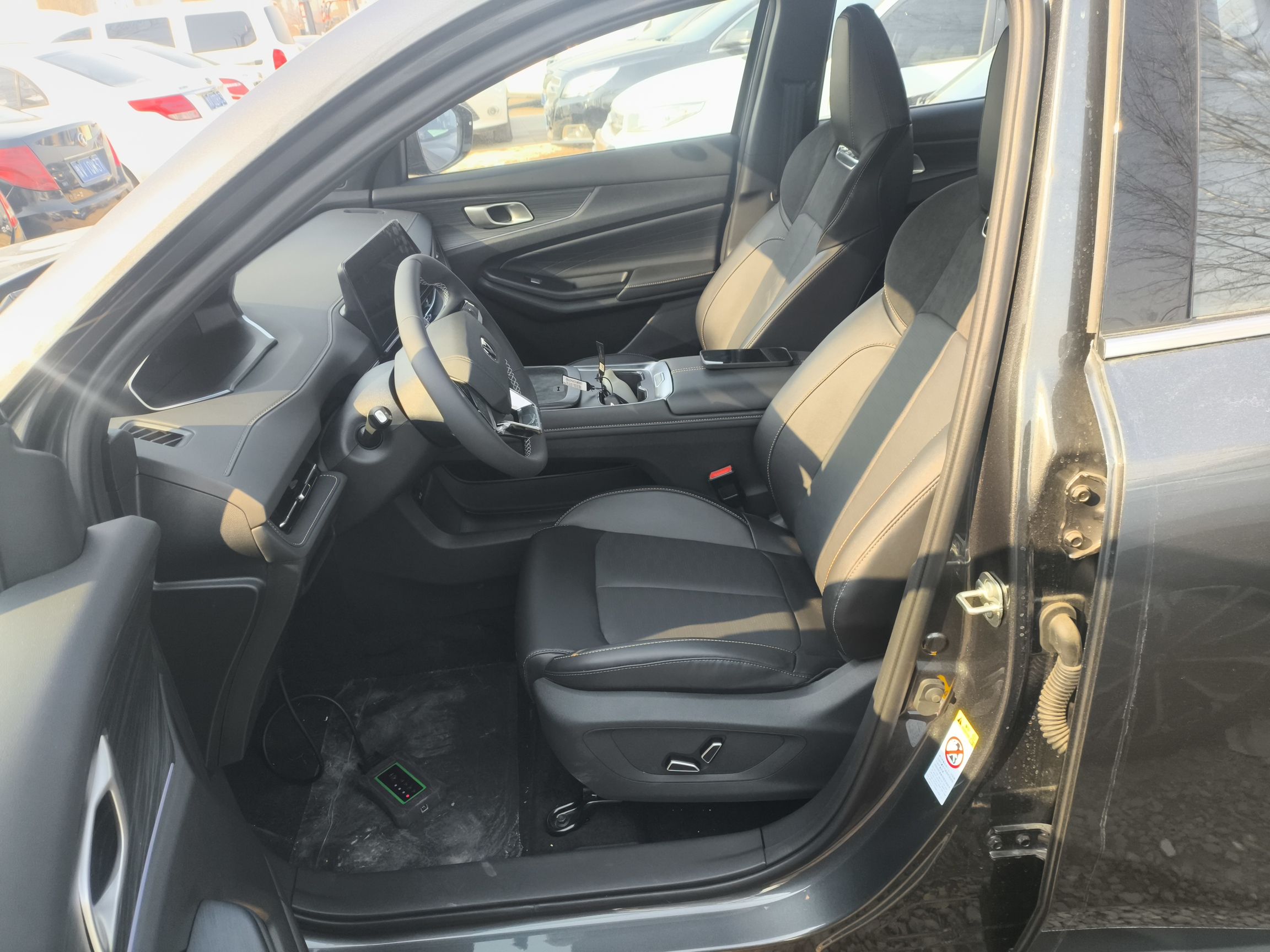 Переднее сиденье в автомобиле