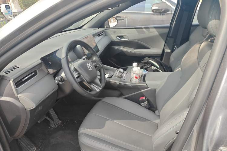 Used BYD Qin PLUS 2025 DM-i Smart Drive 55KM Leading Model
