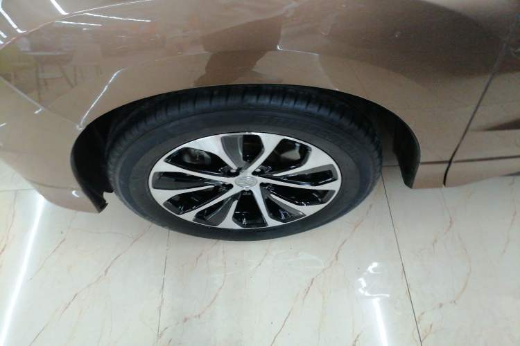 Used Honda Avancier 2017 240TURBO Two-Wheel Drive Luxury Edition Left Front Wheel Hub