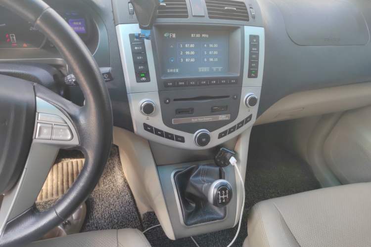 Used BYD S6 2012 2.0L Manual Luxury Version