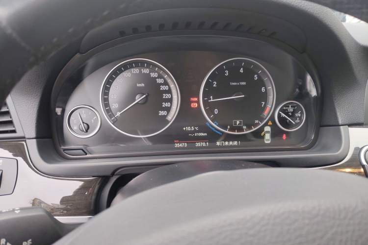 Used BMW 5 Series 2014 525Li Luxury Design Package