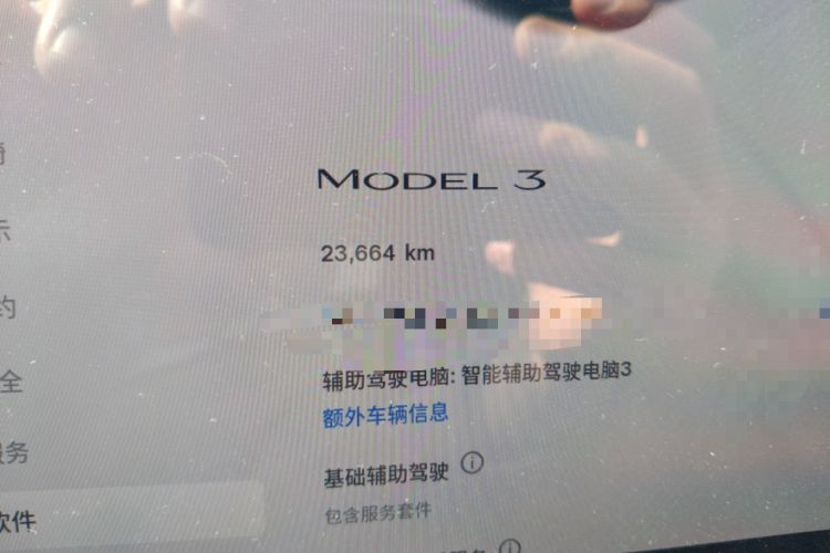 Used Tesla Model 3 2022 Rear-Wheel-Drive Version Odometer Close Up